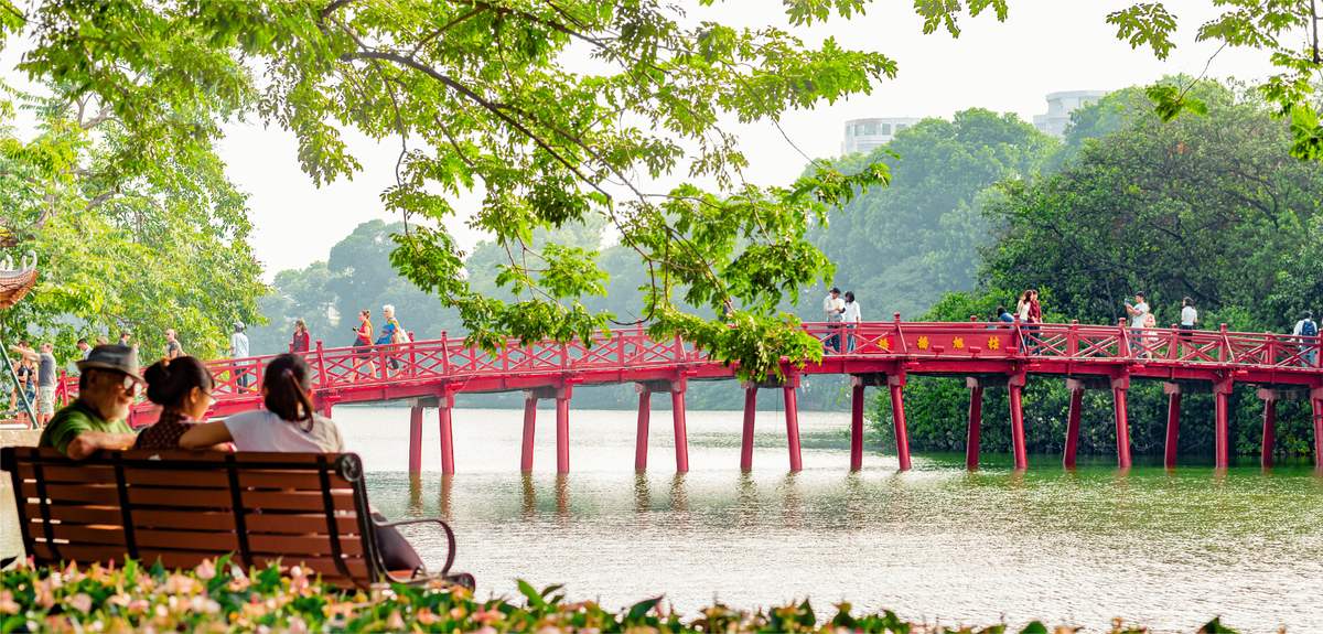 Three locations in Vietnam are among the “best walking cities” in the world. Three locations in Vietnam are among the “best walking cities” in the world.
